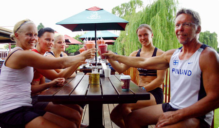 7-ottelijat smoothiella 7-ottelijat ja Make smoothiella